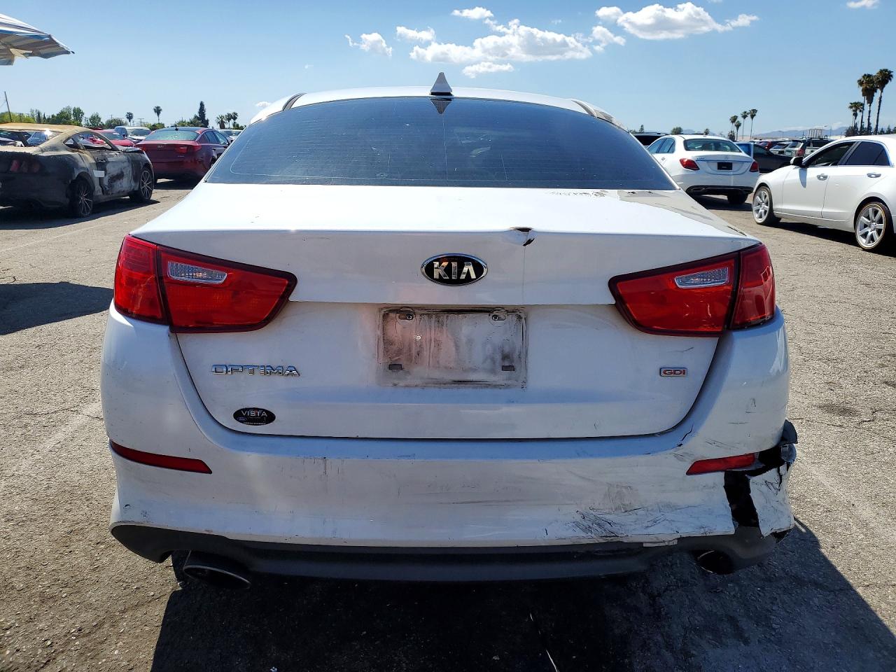 2015 Kia Optima Lx Белый vin: 5XXGM4A72FG406875