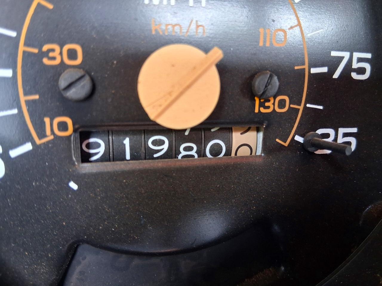 1981 Chevrolet C30 Orange vin: 1GCHC34M0BB129355