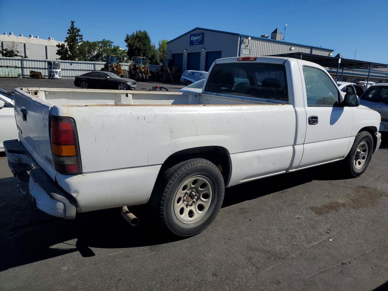 2005 Gmc New Sierra C1500 White vin: 1GTEC14X65Z280200