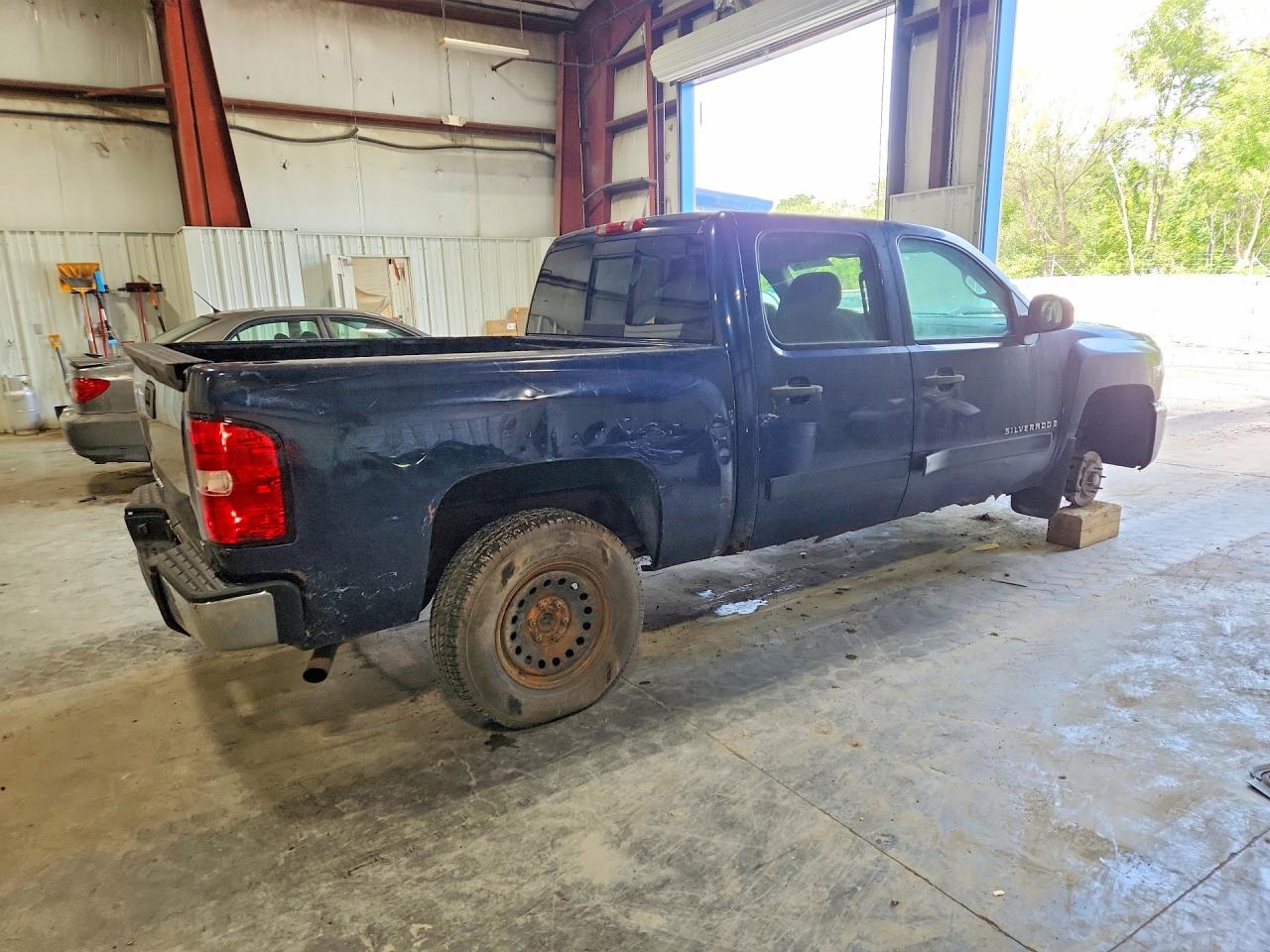 2007 Chevrolet Silverado K1500 Crew Cab Blue vin: 2GCEK13MX71565438