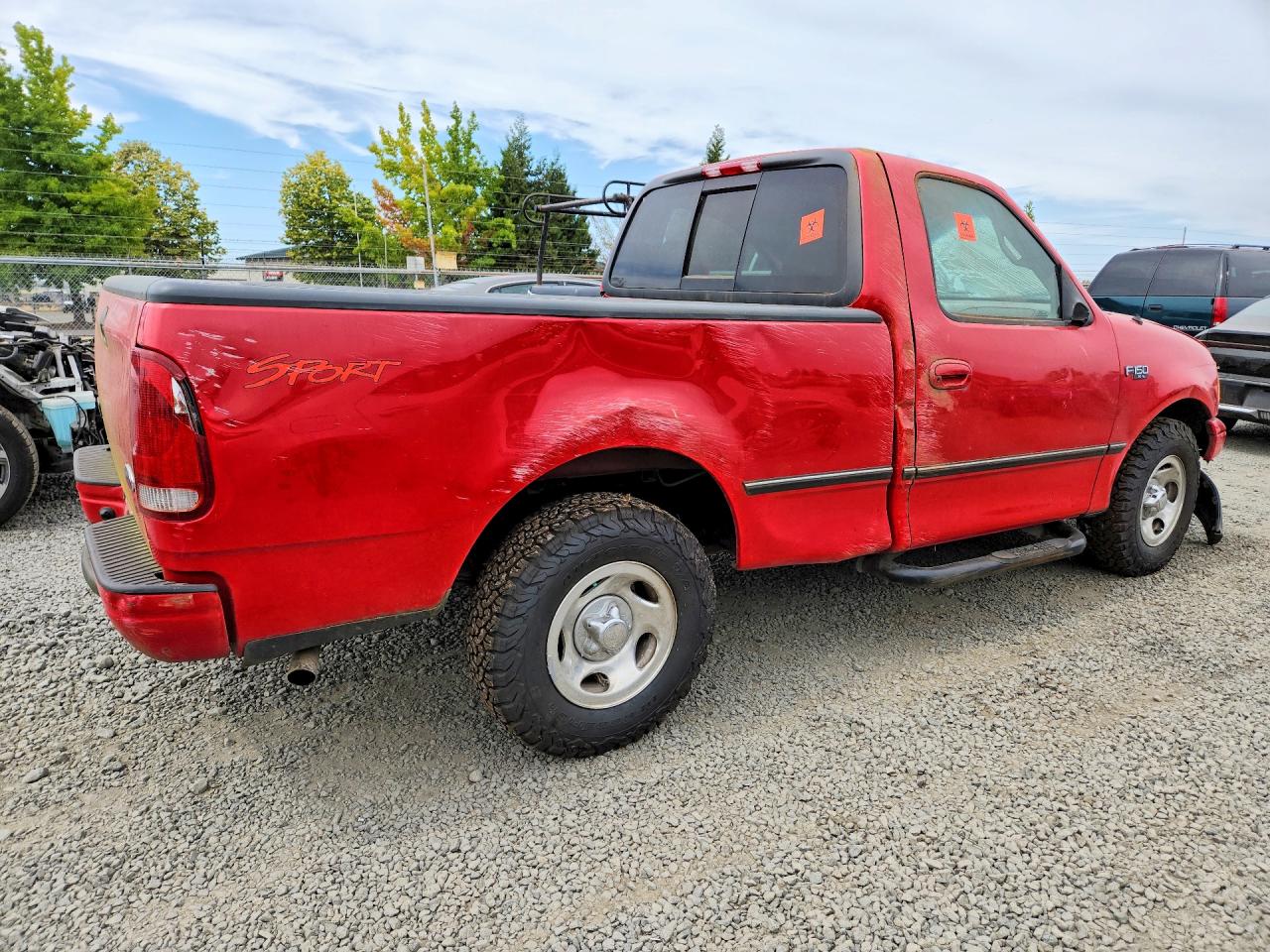 1999 Ford F150 Red vin: 2FTZF172XXCA78467