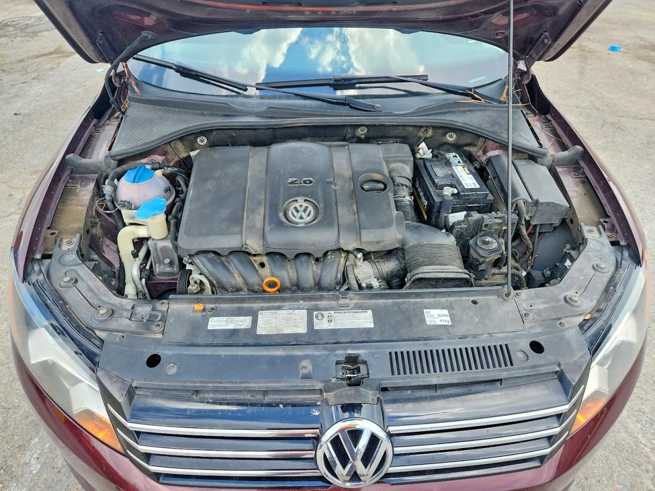 2013 Volkswagen Passat Se Темно-бордовый vin: 1VWBP7A39DC086433