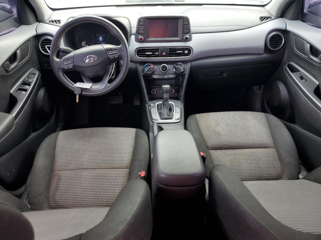 2018 Hyundai Kona Se Черный vin: KM8K12AA5JU186875