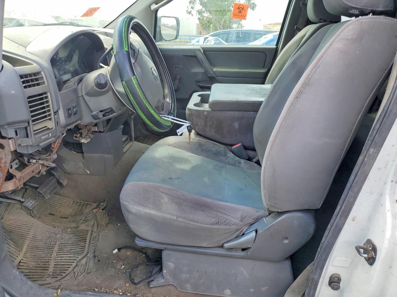 2005 Nissan Titan Xe White vin: 1N6AA06A85N554945