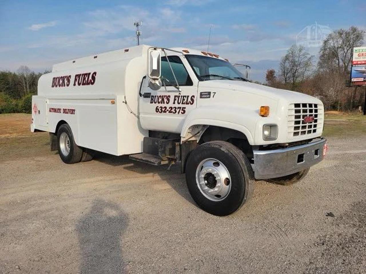 2001 Gmc C-series C7h042 White vin: 1GDJ7H1C41J505232