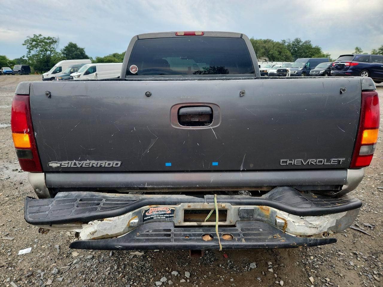 2001 Chevrolet Silverado K1500 Серебряный vin: 1GCEK19V31E315142