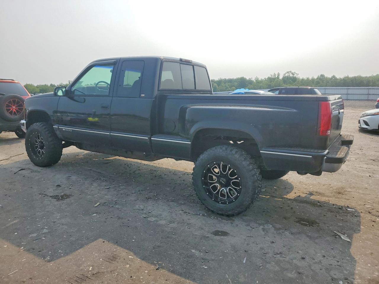 1997 Chevrolet Gmt-400 K1500 Black vin: 2GCEK19R4V1260095