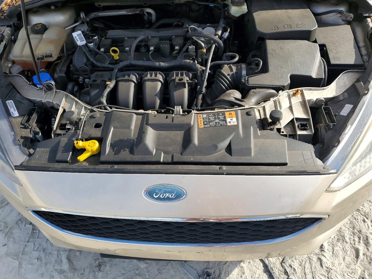 2017 Ford Focus Se Tan vin: 1FADP3K26HL241963