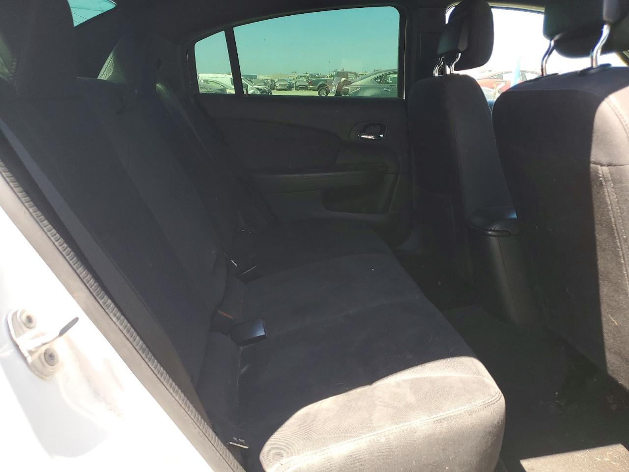 2013 Chrysler 200 Lx White vin: 1C3CCBAB9DN634811