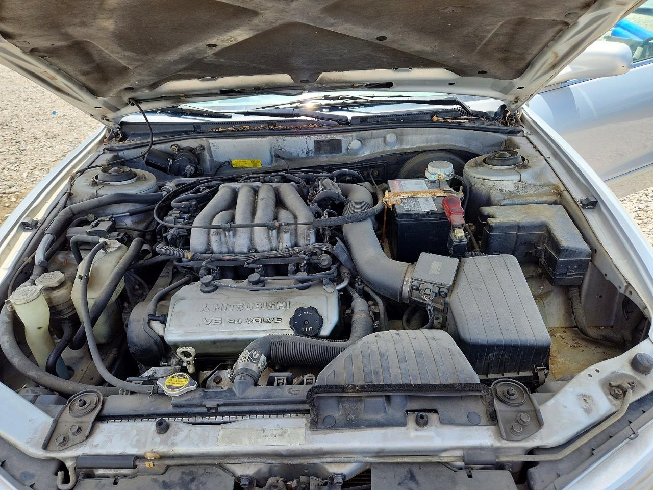 1999 Mitsubishi Galant Es Серебряный vin: 4A3AA46L0XE033732