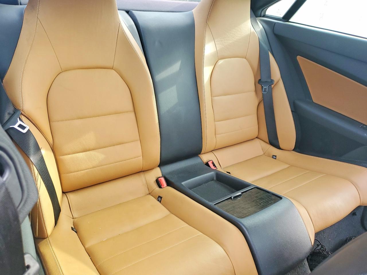 2012 Mercedes-benz E 350 Черный vin: WDDKJ5KBXCF162243