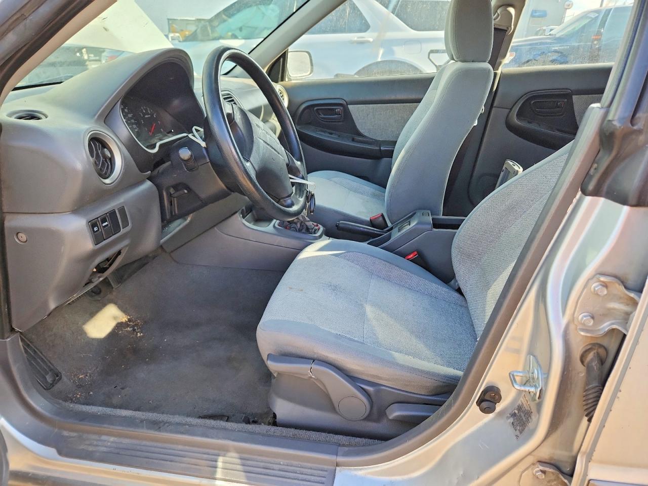 2004 Subaru Impreza Outback Sport Silver vin: JF1GG68564H813885