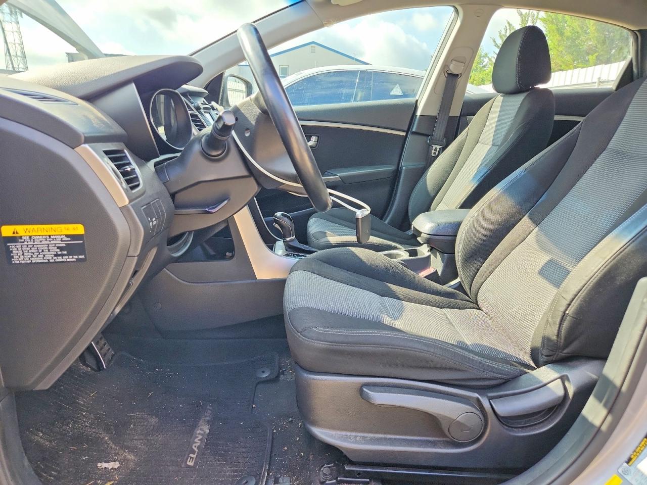 2013 Hyundai Elantra Gt Base Gray vin: KMHD35LE1DU078617