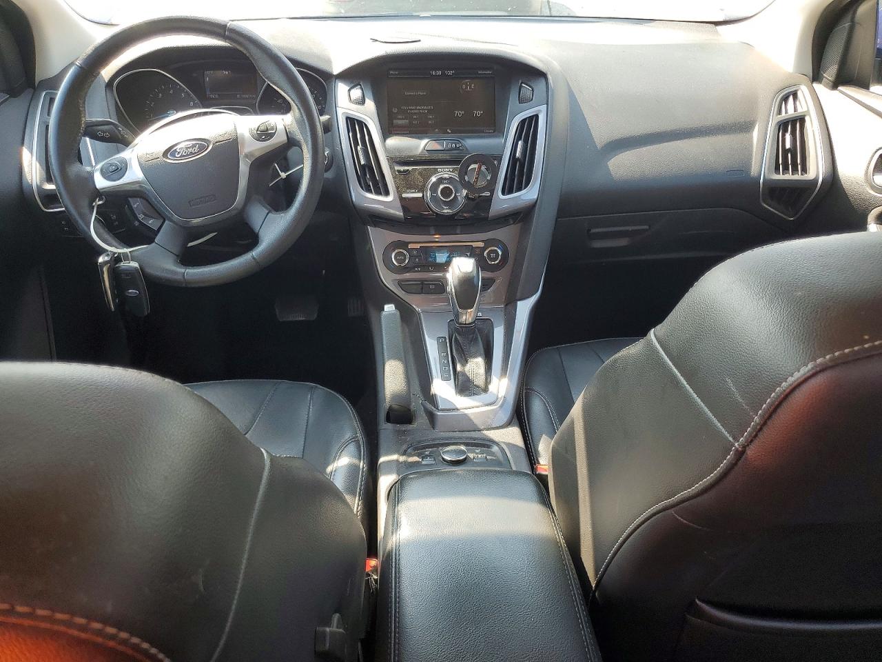 2014 Ford Focus Titanium Blue vin: 1FADP3J27EL232444
