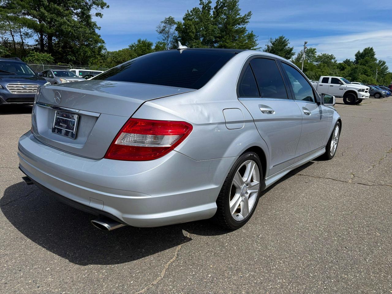 2010 Mercedes-benz C 300 4matic Silver vin: WDDGF8BB9AR111417