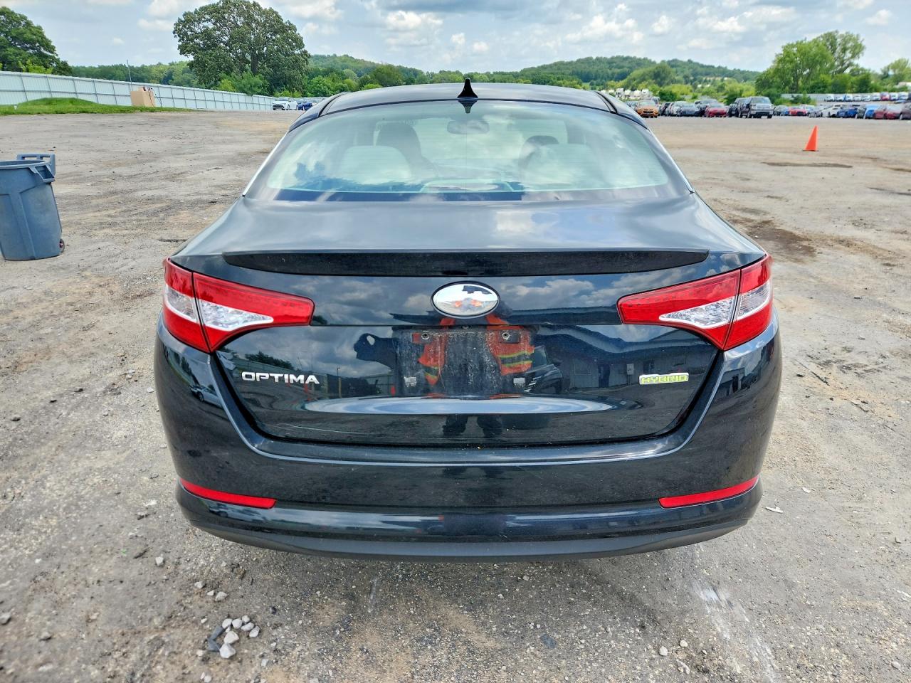 2013 Kia Optima Hybrid Black vin: KNAGM4AD2D5053820