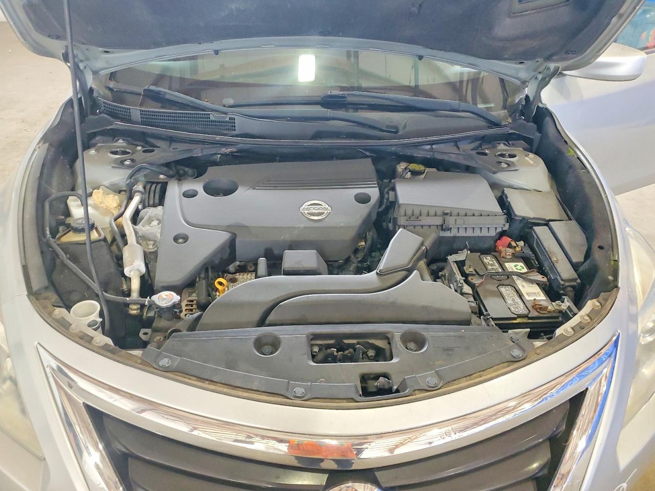 2015 Nissan Altima 2.5 S Silver vin: 1N4AL3AP1FN390634