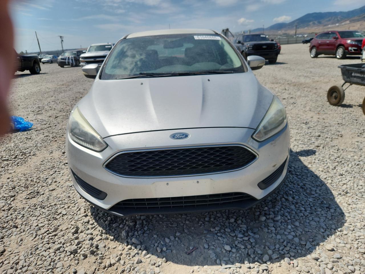 2015 Ford Focus Se Silver vin: 1FADP3K25FL326998