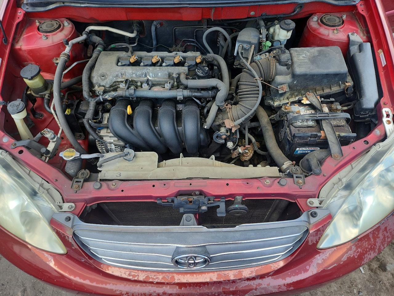 2004 Toyota Corolla Le Red vin: 2T1BR32E64C283458
