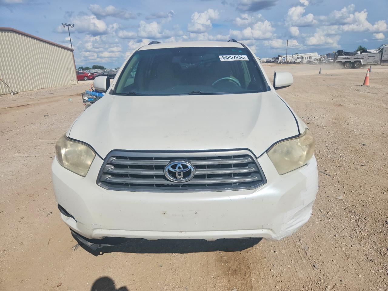 2010 Toyota Highlander Base Белый vin: 5TDZK3EH3AS022574