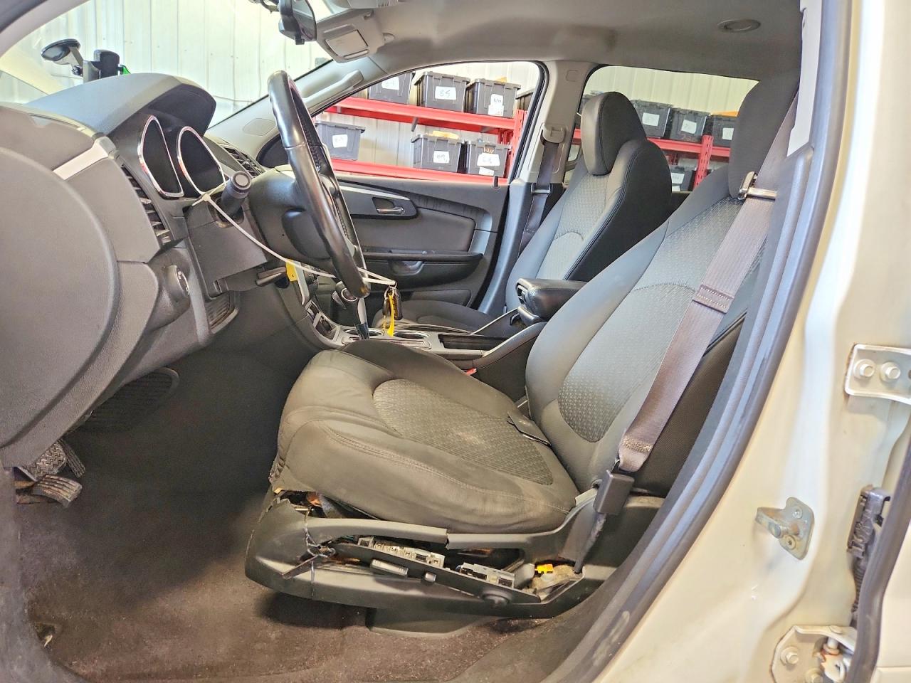 2012 Chevrolet Traverse Lt White vin: 1GNKVGEDXCJ191219