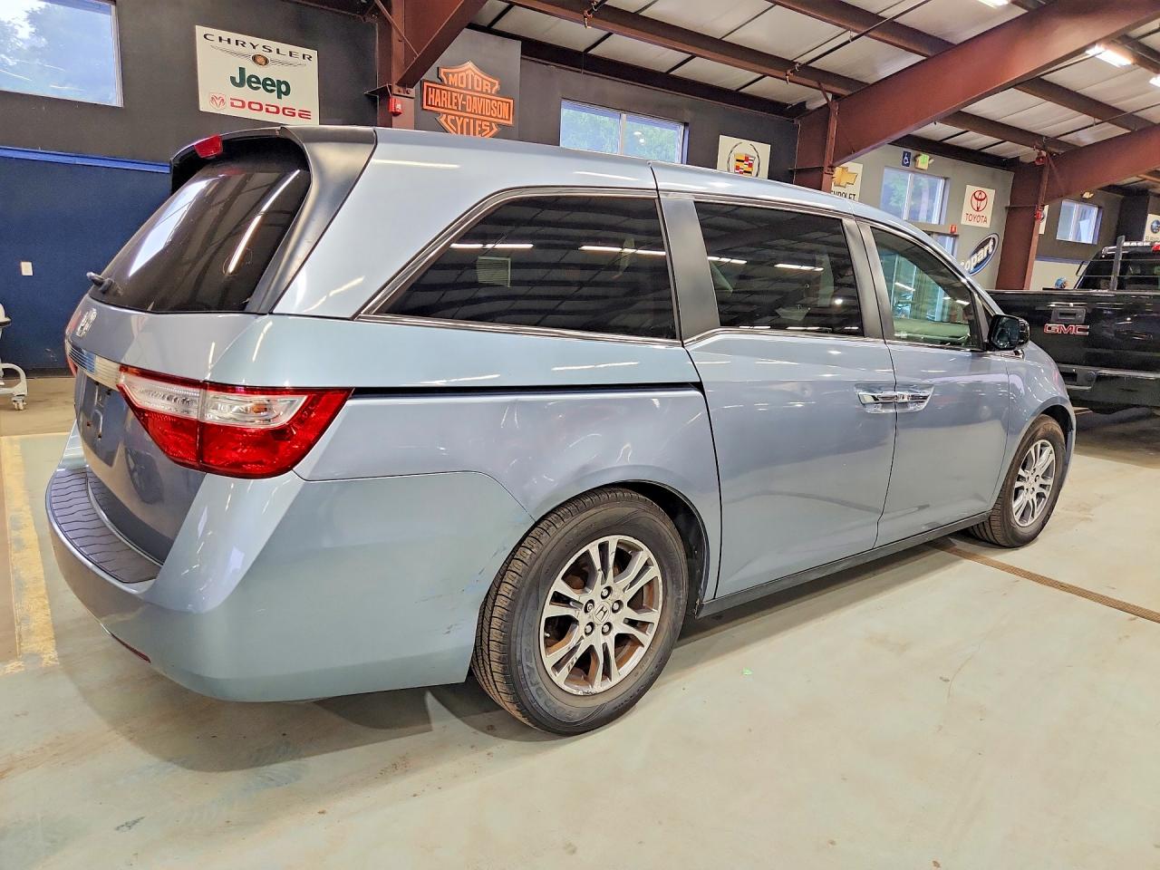 2011 Honda Odyssey Exl Blue vin: 5FNRL5H60BB085513