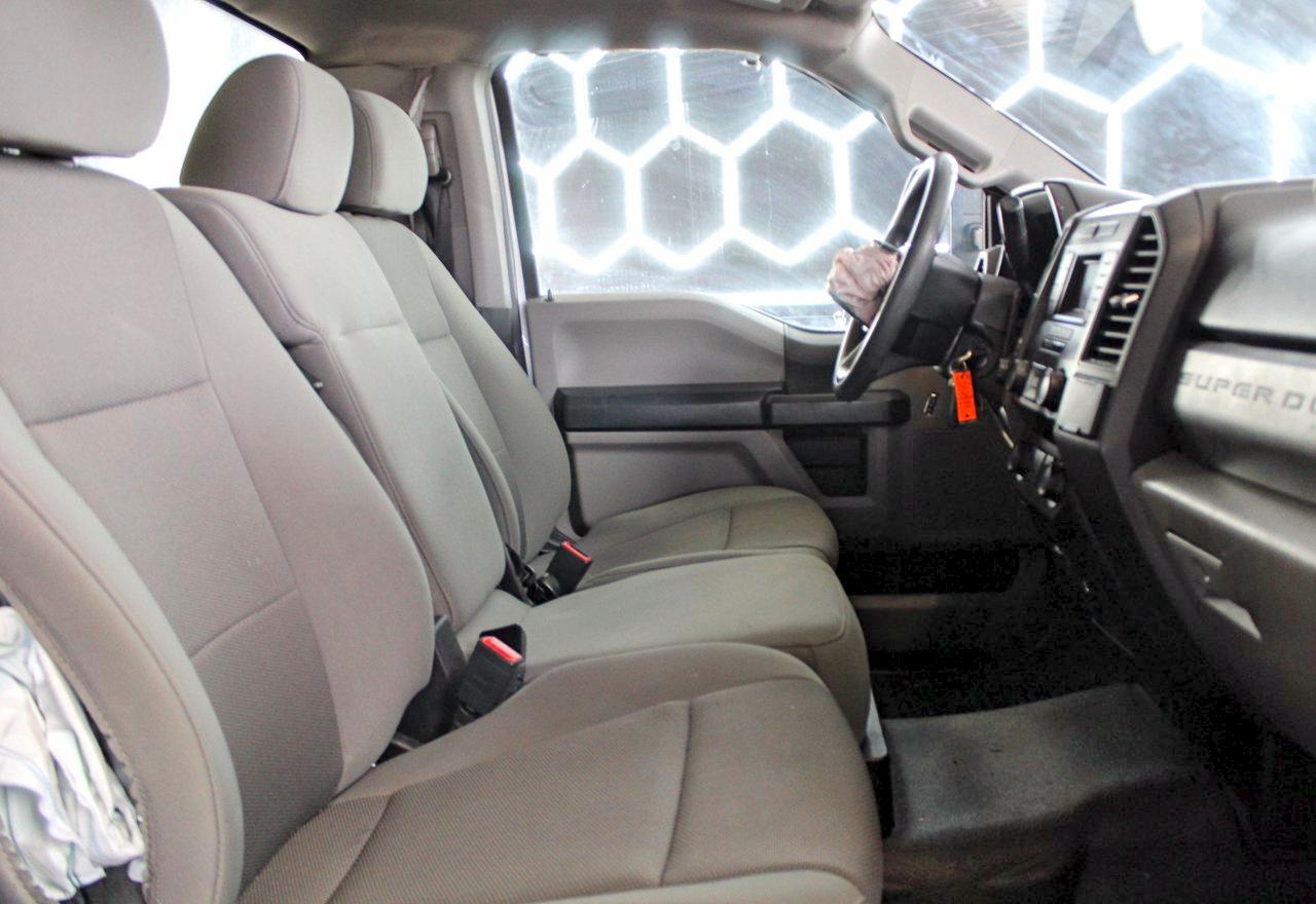 2020 Ford F250 Super Duty White vin: 1FTBF2BN1LEE09496