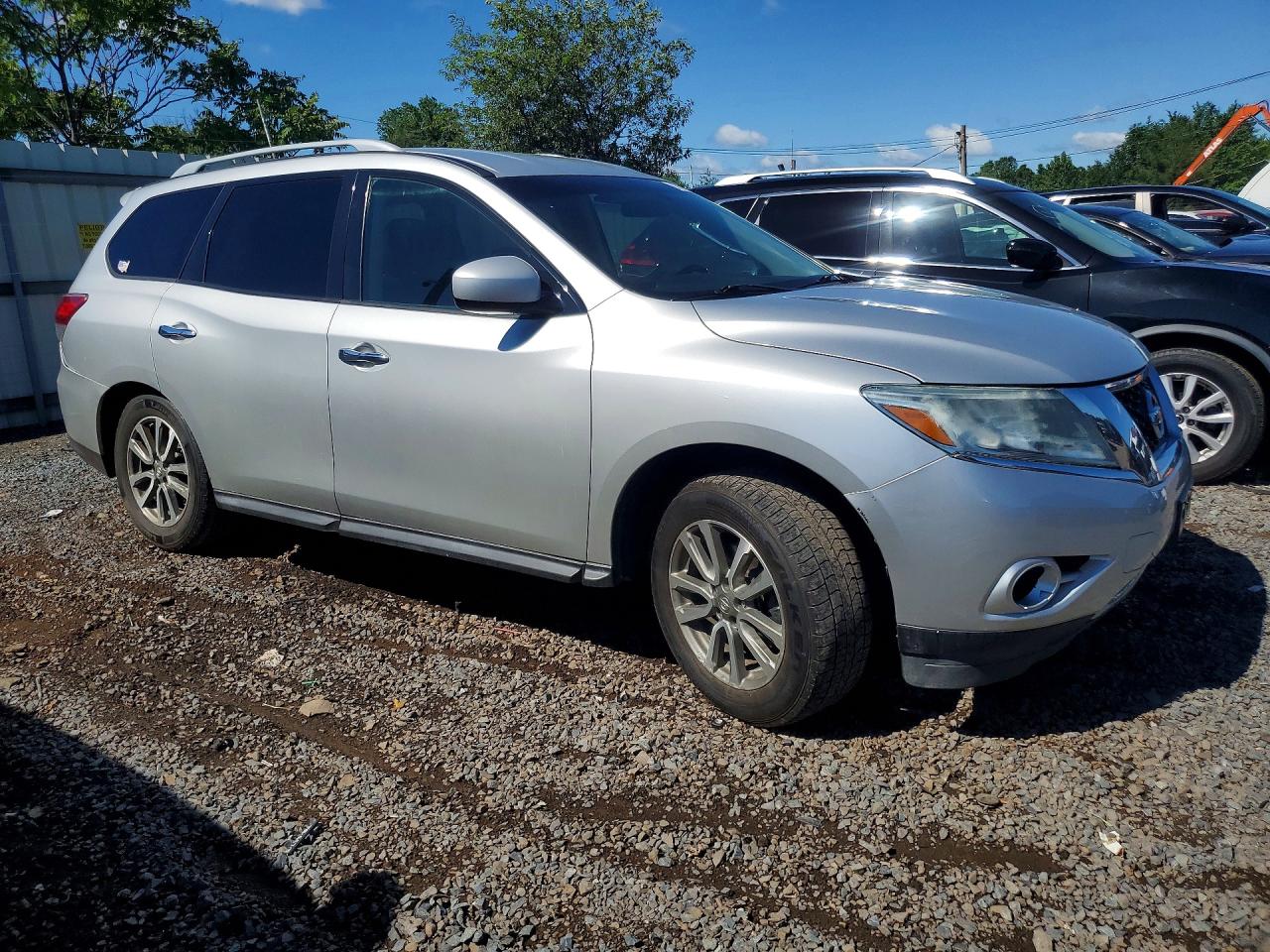2013 Nissan Pathfinder S Silver vin: 5N1AR2MM1DC666156