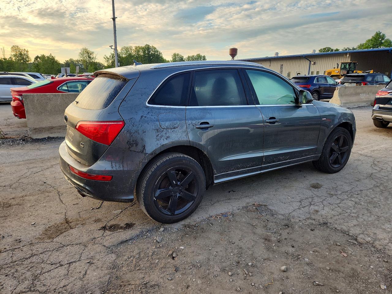 2012 Audi Q5 Premium Plus Gray vin: WA1DKAFP4CA129356