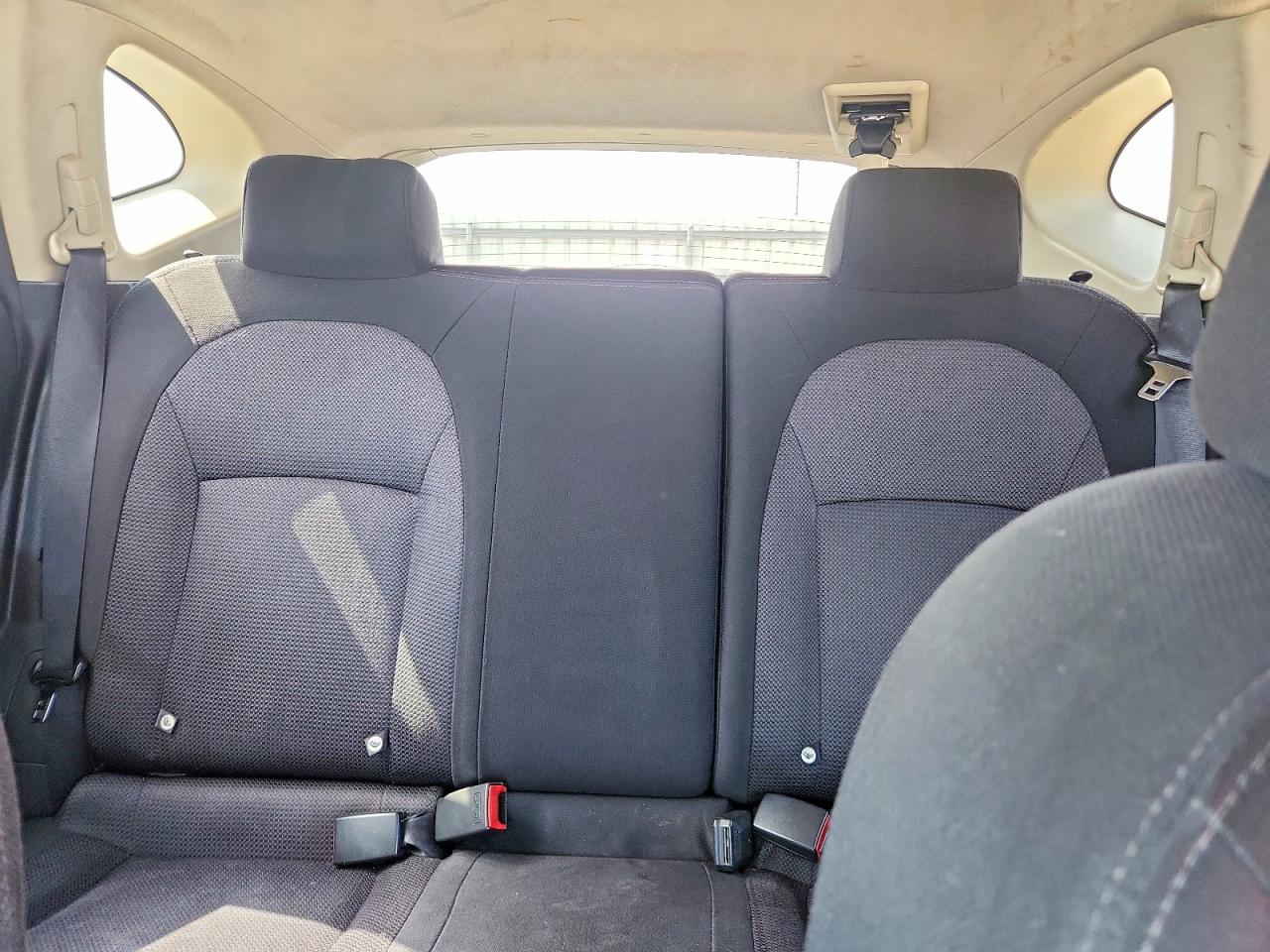 2010 Nissan Rogue S White vin: JN8AS5MV8AW119337