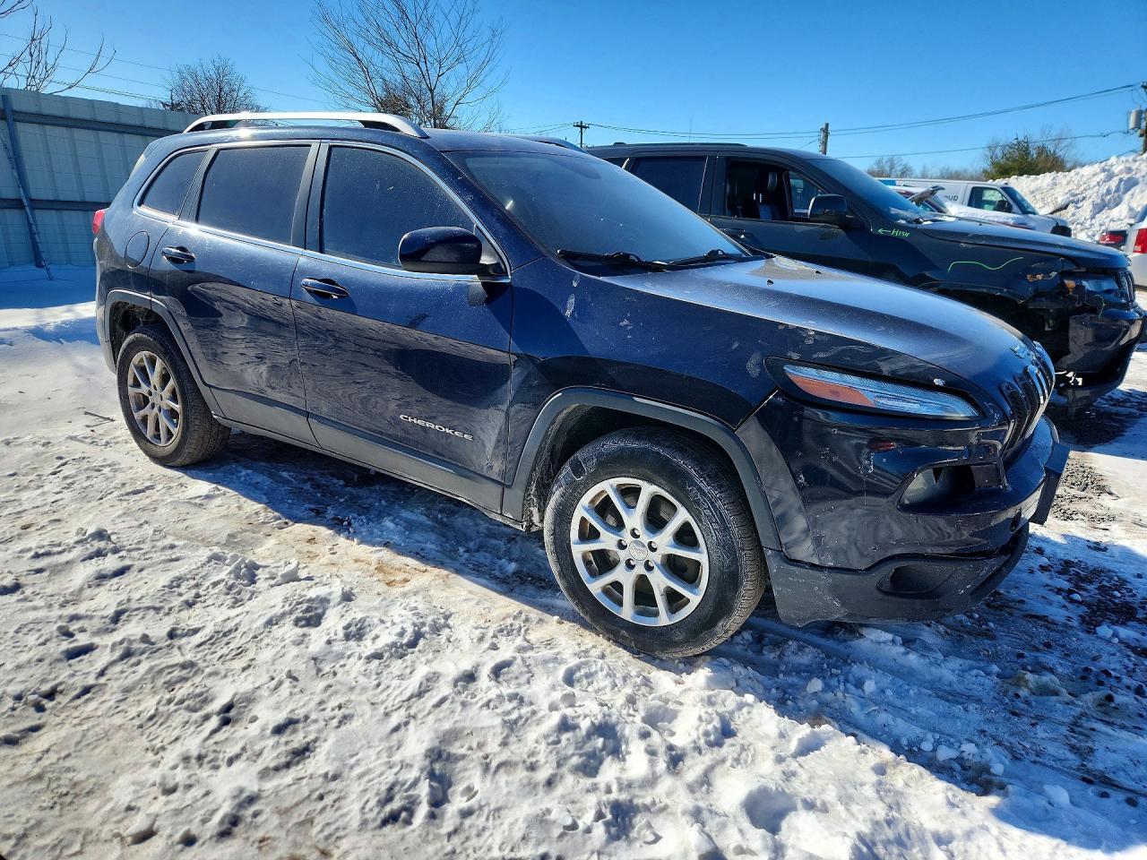 2014 Jeep Cherokee Latitude Blue vin: 1C4PJMCB9EW192460