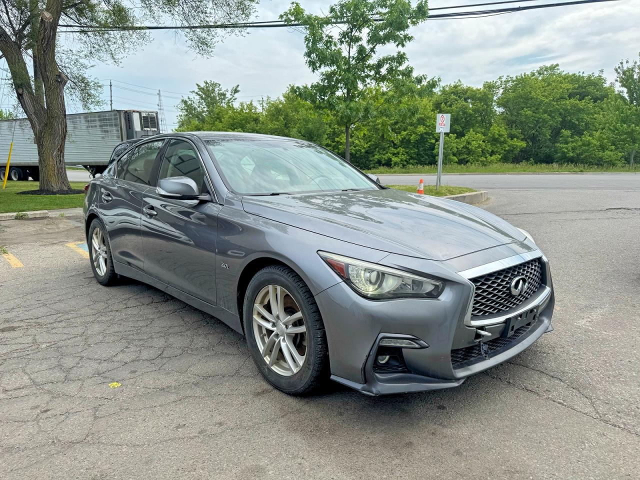 2018 Infiniti Q50 3.0t Luxe Gray vin: JN1EV7AR6JM611757