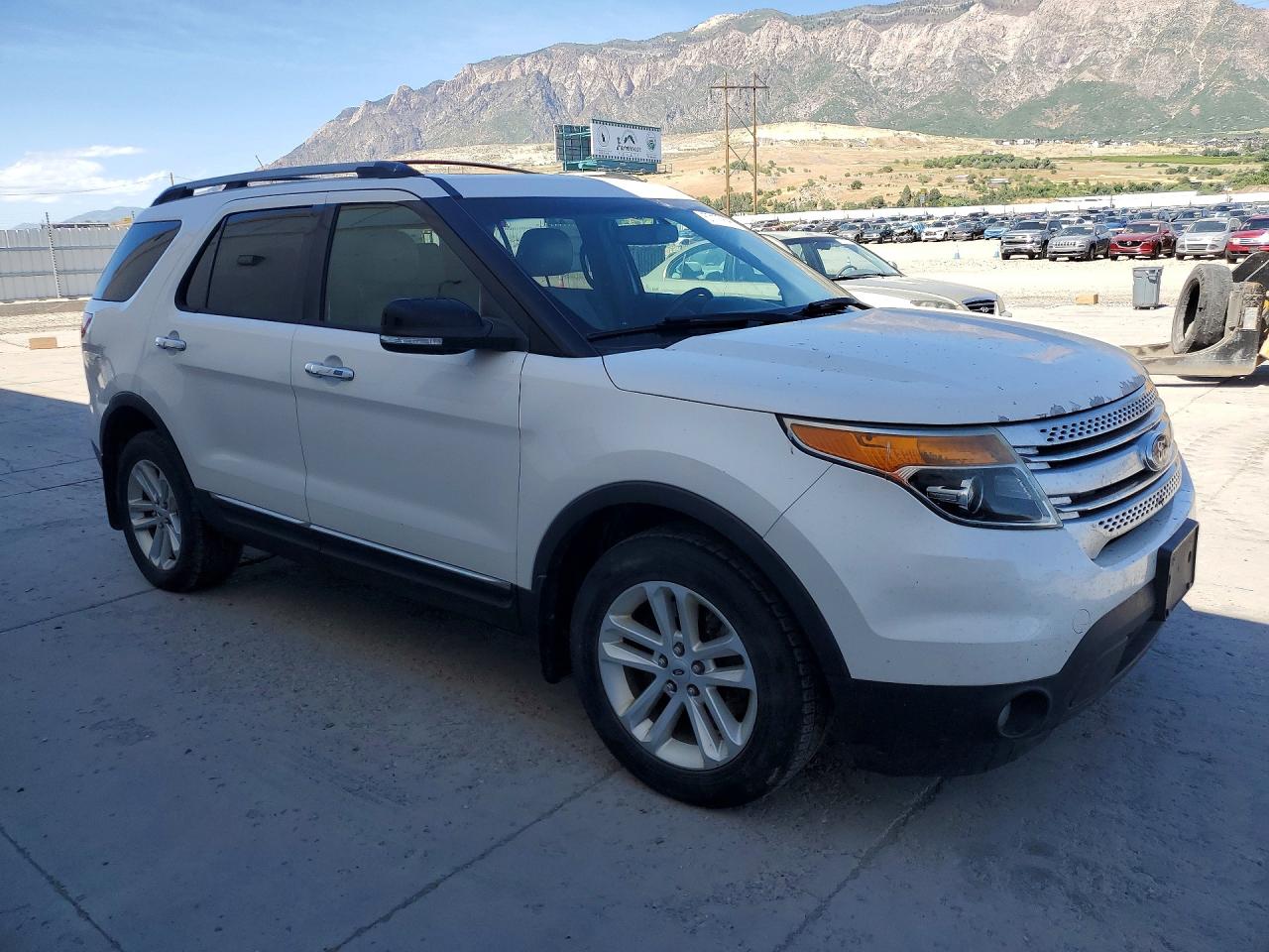 2013 Ford Explorer Xlt Белый vin: 1FM5K8D84DGB47834