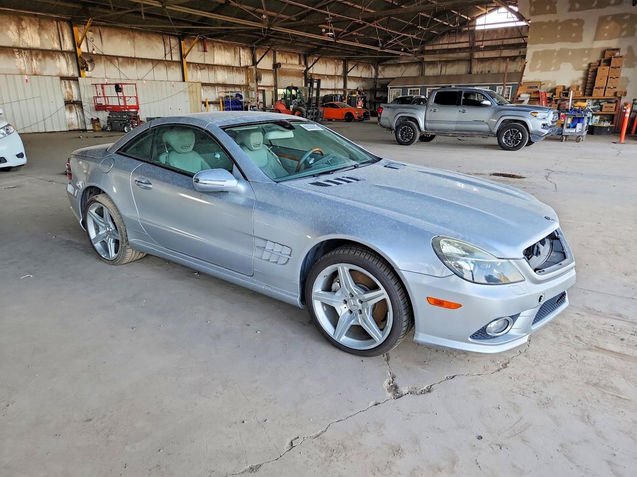2009 Mercedes-benz Sl 550 Silver vin: WDBSK71F79F146788