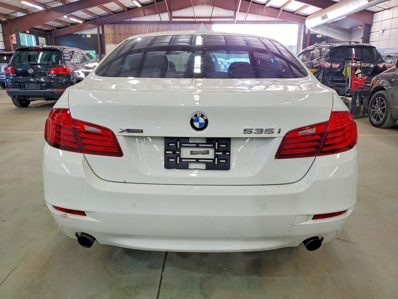 2014 Bmw 535 Xi White vin: WBA5B3C59ED537715