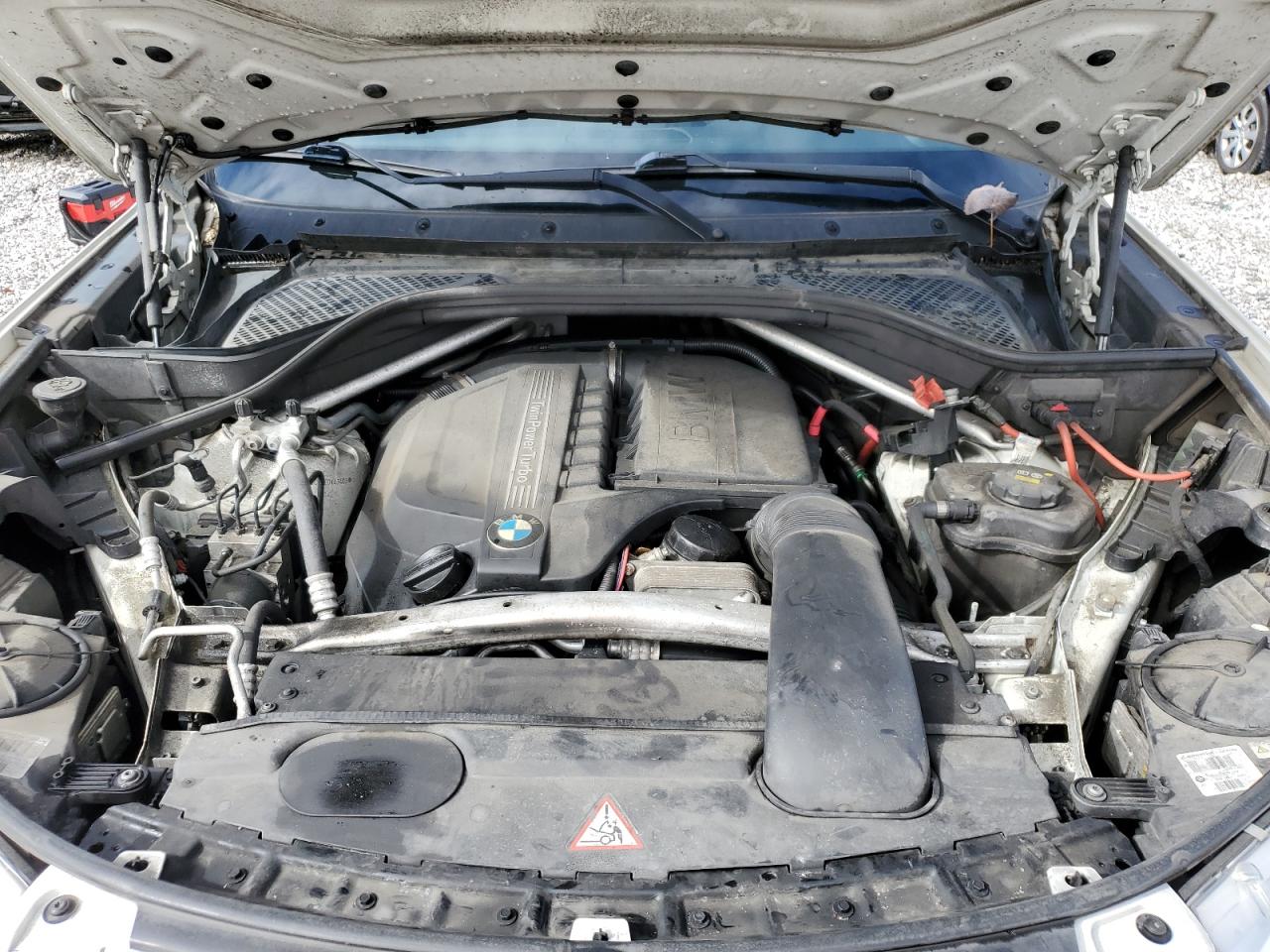 2014 Bmw X5 Xdrive35i Белый vin: 5UXKR0C52E0K43403