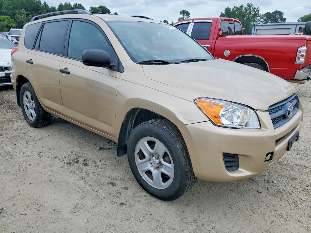 2011 Toyota Rav4 Base Gold vin: 2T3BF4DV0BW128757