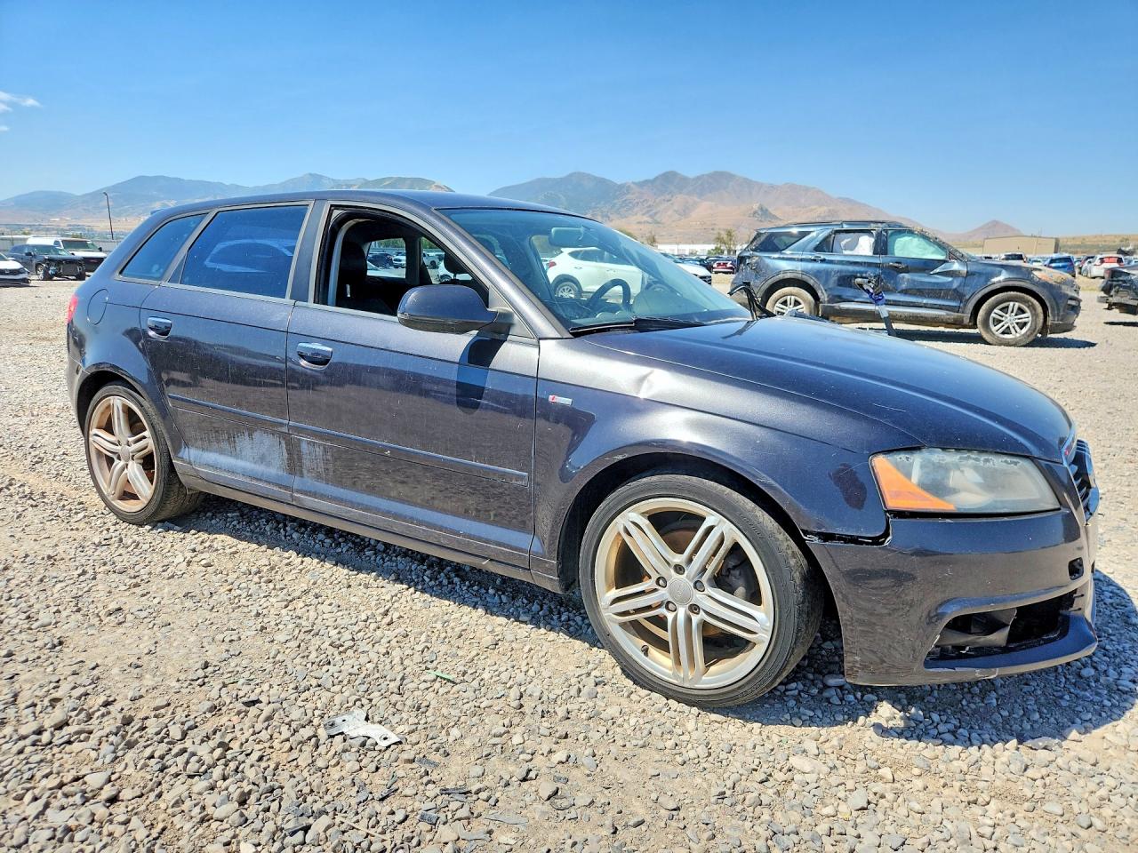 2011 Audi A3 Premium Plus Gray vin: WAUKJAFM1BA027854