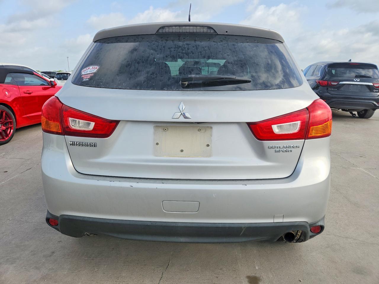 2014 Mitsubishi Outlander Sport Es Silver vin: 4A4AP3AU9EE012461