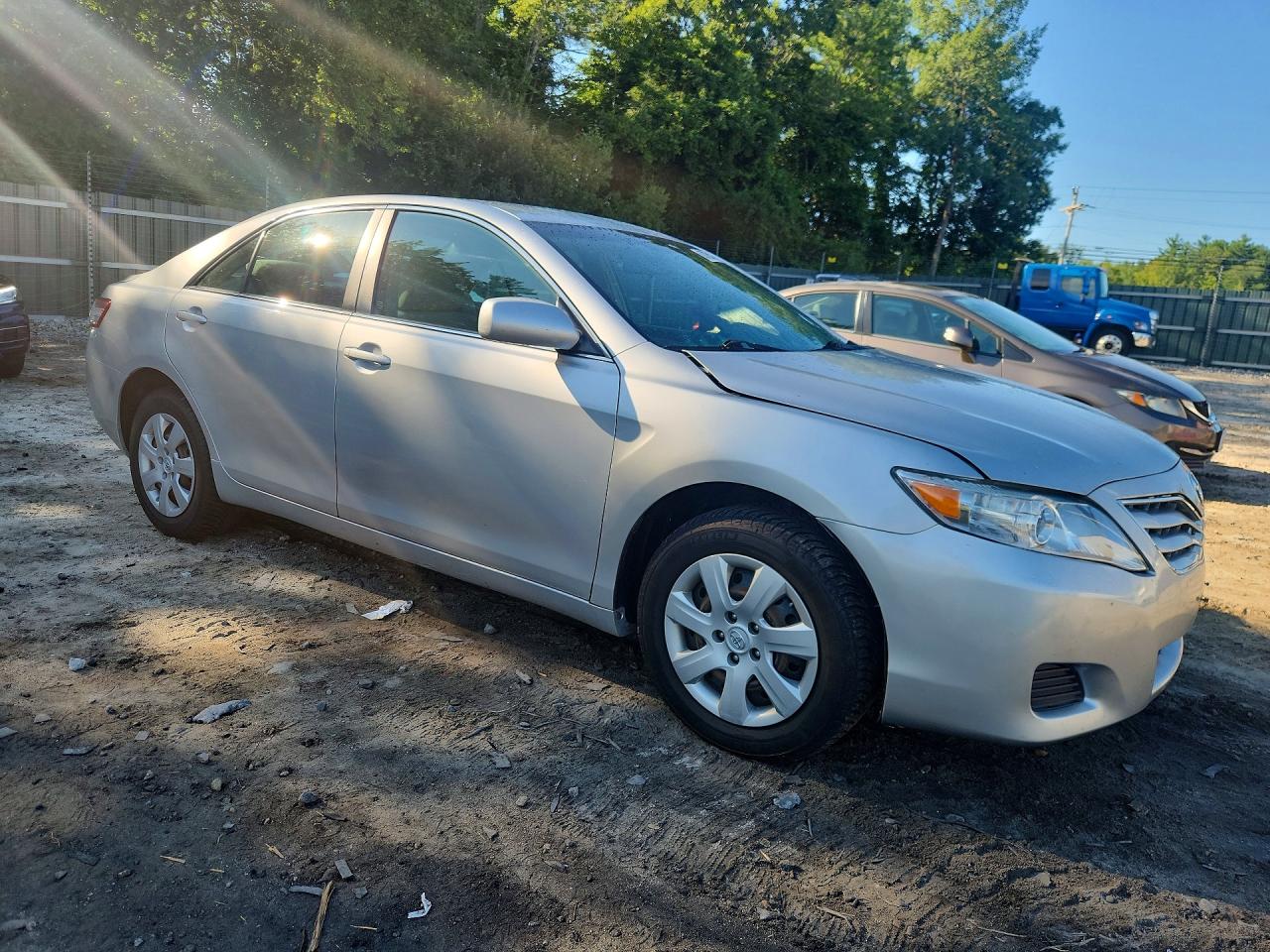 2011 Toyota Camry Le Silver vin: 4T4BF3EKXBR100543