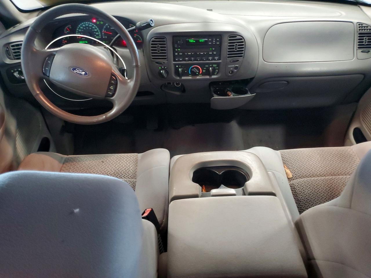 2002 Ford F150 Silver vin: 1FTRX18L02NC10062