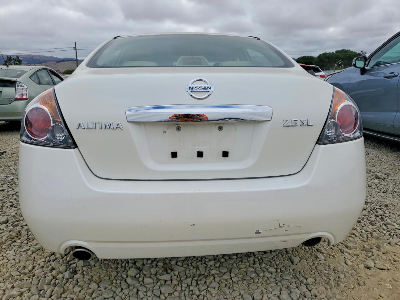 2010 Nissan Altima 2.5 White vin: 1N4AL2AP8AN554058