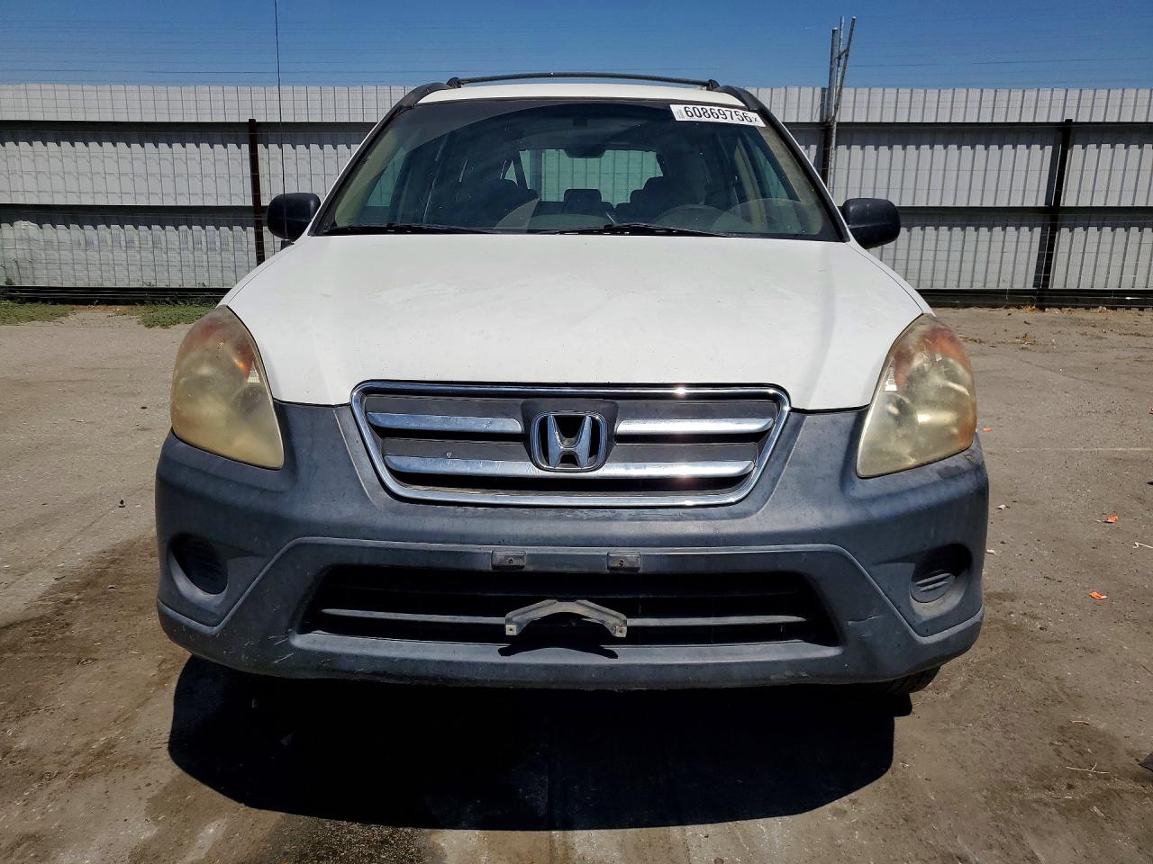 2005 Honda Cr-v Lx White vin: JHLRD68595C020528