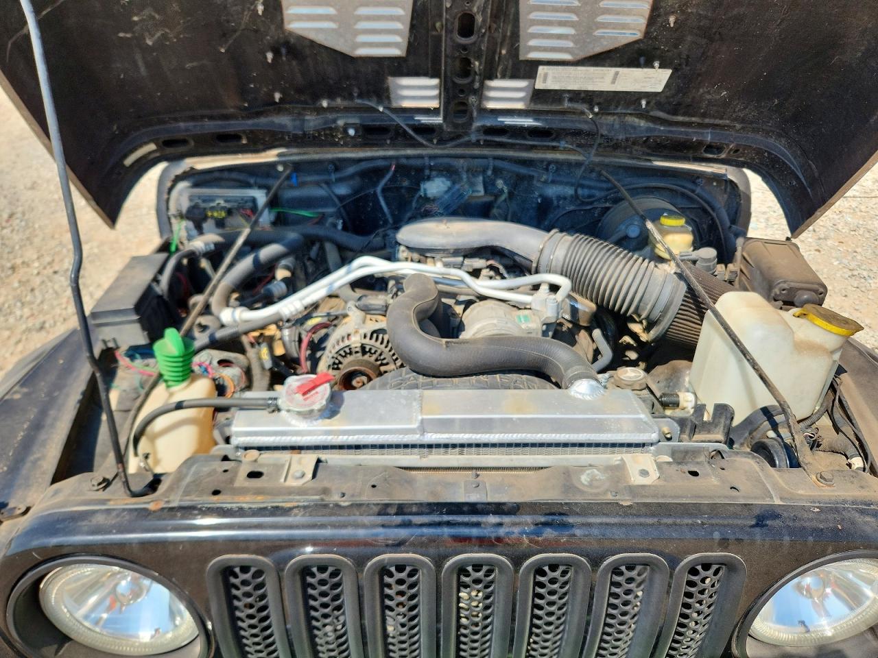 1999 Jeep Wrangler / Tj Sport Black vin: 1J4FY19S0XP458792