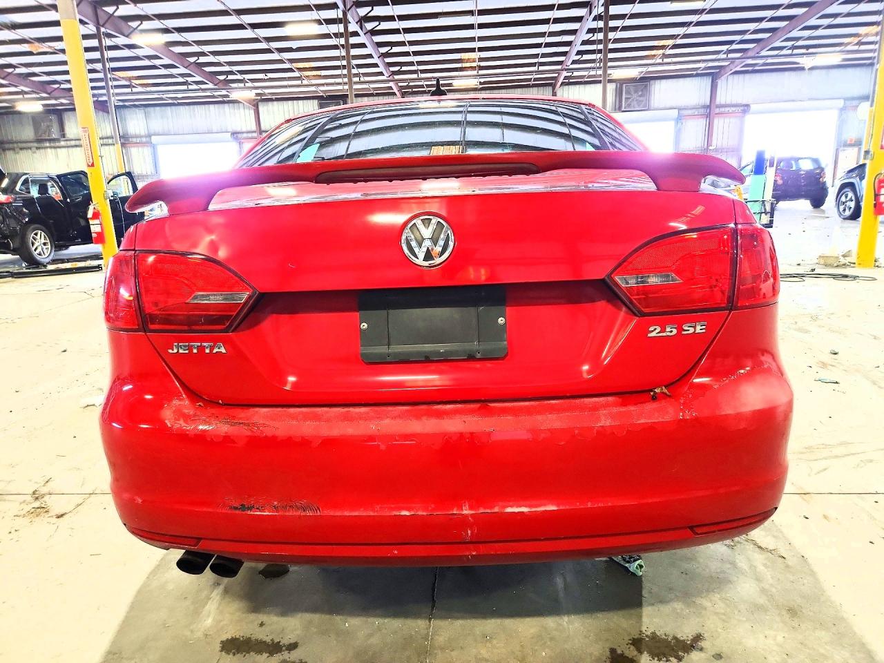 2011 Volkswagen Jetta Se Красный vin: 3VWDZ7AJ8BM400554