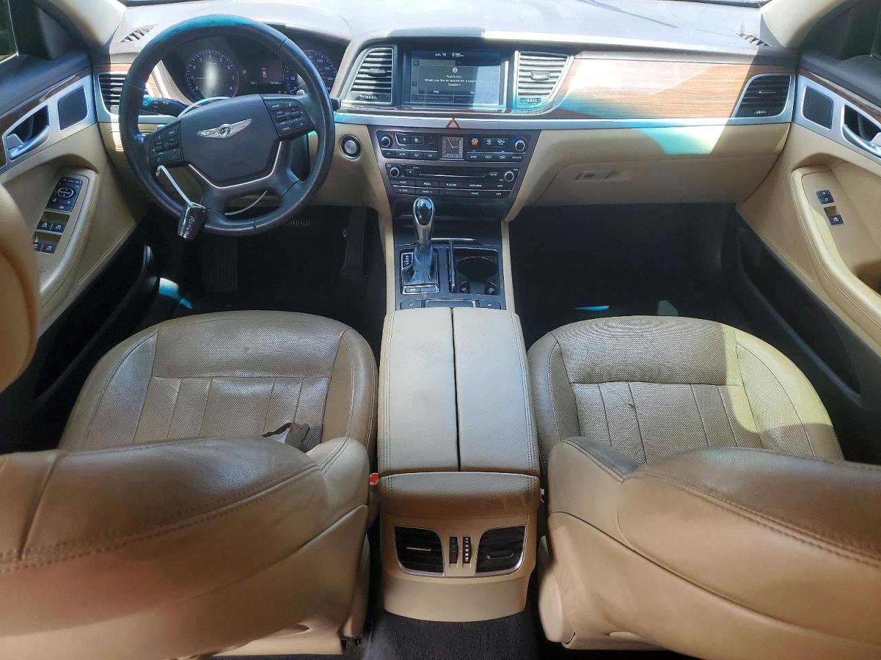 2015 Hyundai Genesis 3.8l Коричневый vin: KMHGN4JE5FU089188