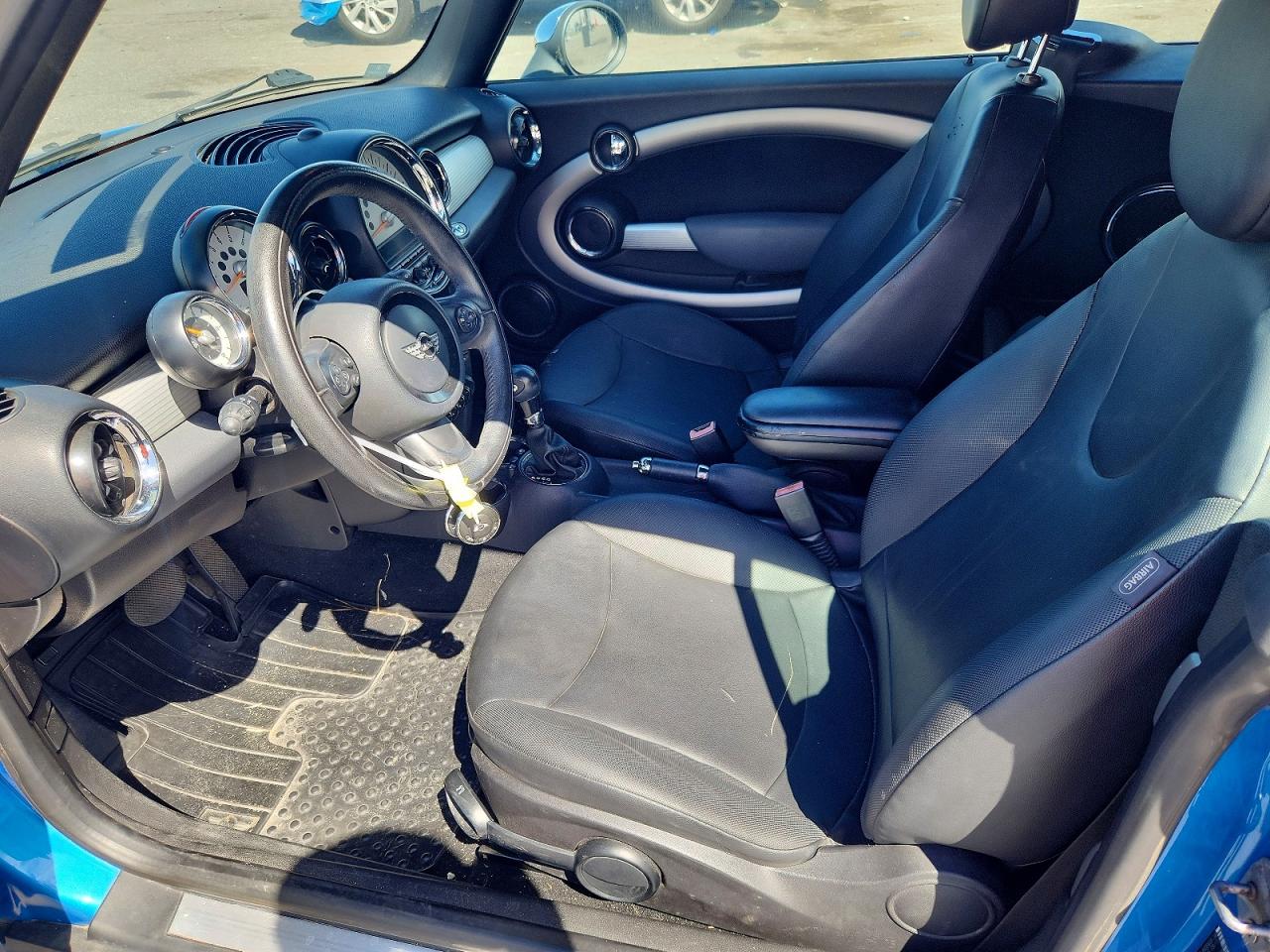 2012 Mini Cooper Blue vin: WMWZN3C54CT133927