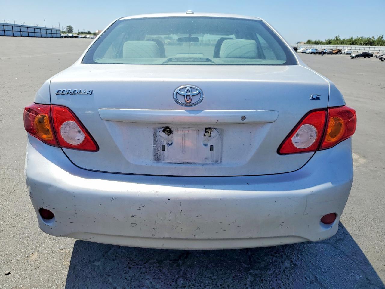 2010 Toyota Corolla Le Серебряный vin: 1NXBU4EE6AZ322284