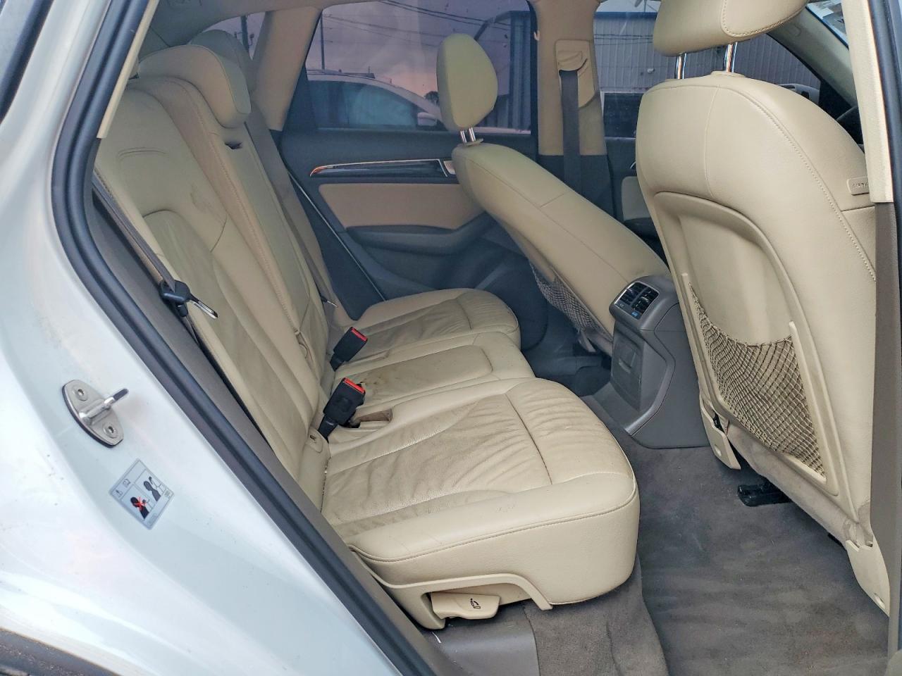 2014 Audi Q5 Premium Plus Белый vin: WA1LFAFP4EA131031