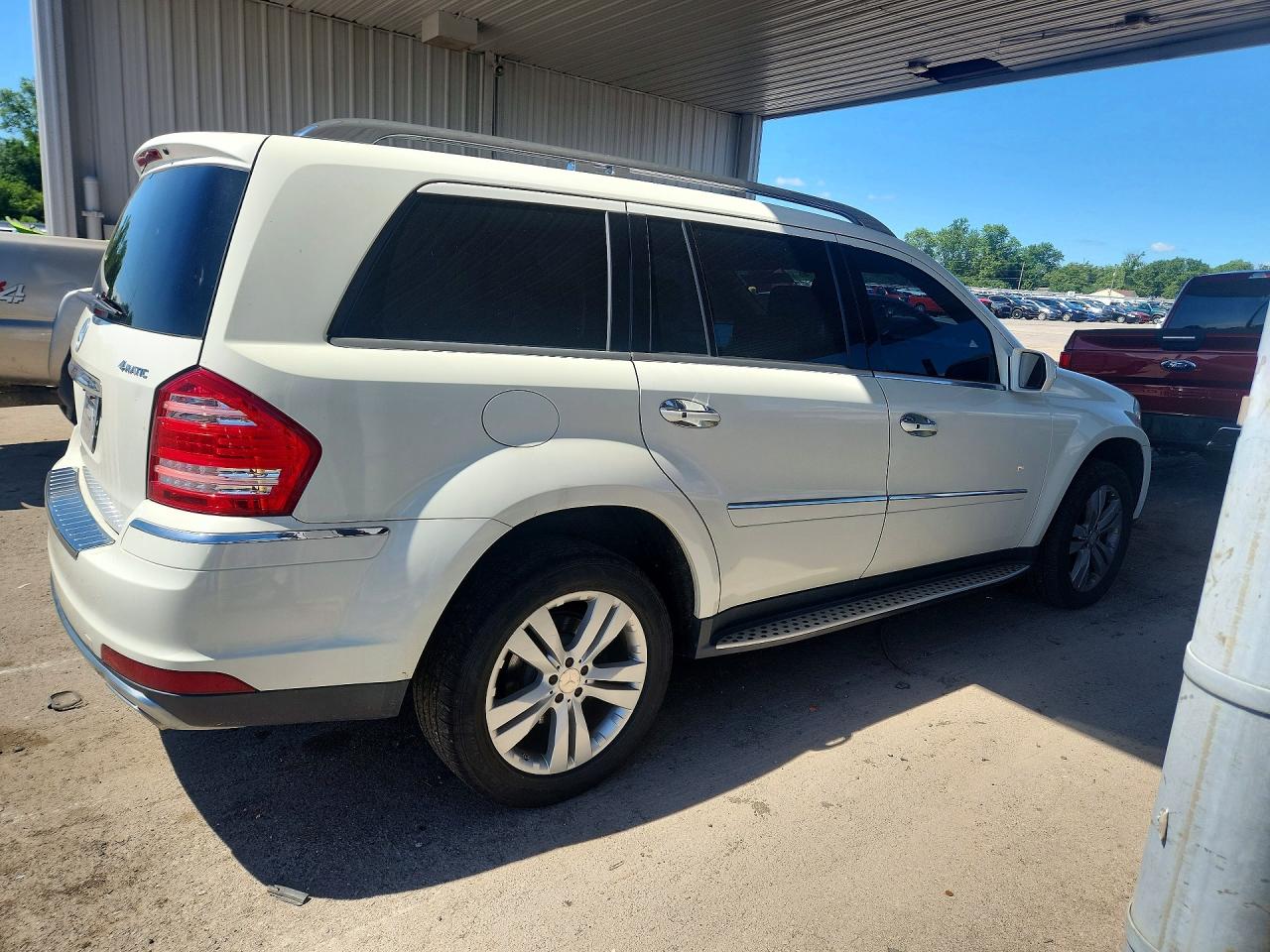 2010 Mercedes-benz Gl 450 4matic White vin: 4JGBF7BE0AA561251